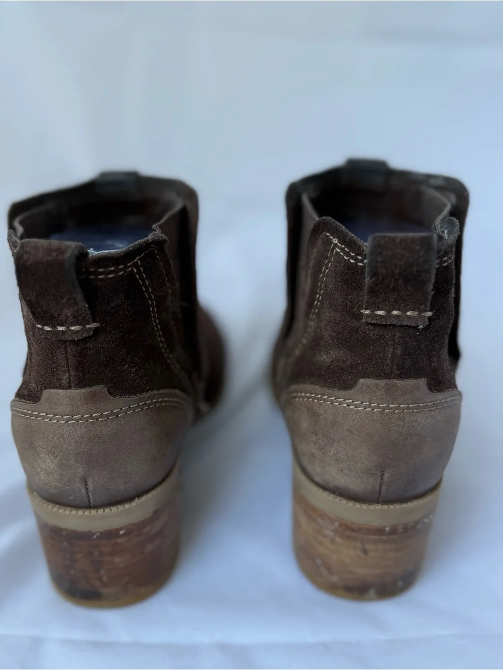 Clarks Maypearl Daisy Dark Brown Suede Chelsea Ankle Boots Size 8